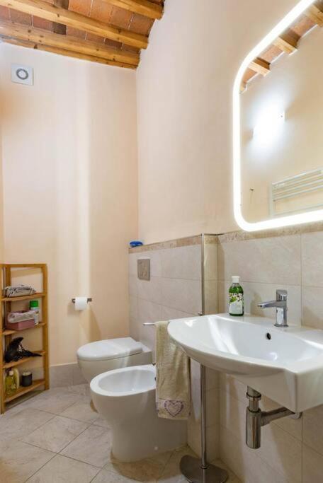 Luccadentro - Centro Storico Apartment Exterior photo